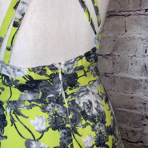 Floral dress - Picture 4 of 5